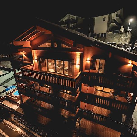 بيريوِل تْشيرفينيا La Cresta Chalet المظهر الخارجي الصورة