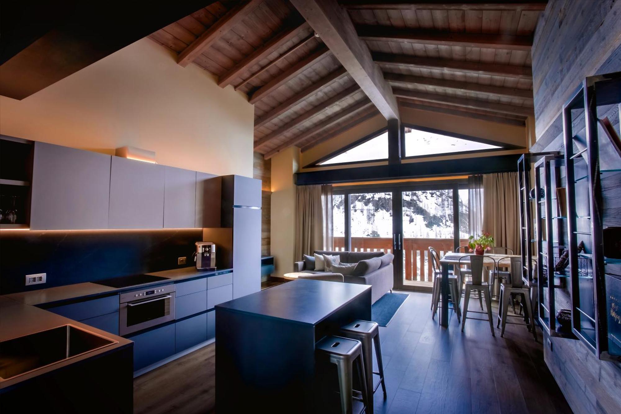 بيريوِل تْشيرفينيا La Cresta Chalet المظهر الخارجي الصورة