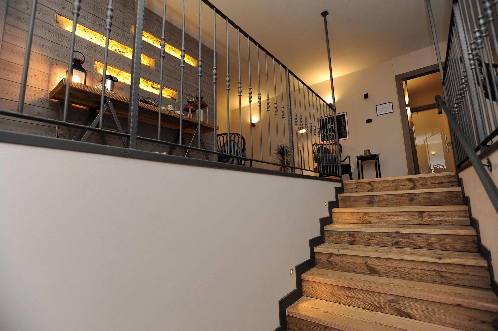 بيريوِل تْشيرفينيا La Cresta Chalet المظهر الخارجي الصورة